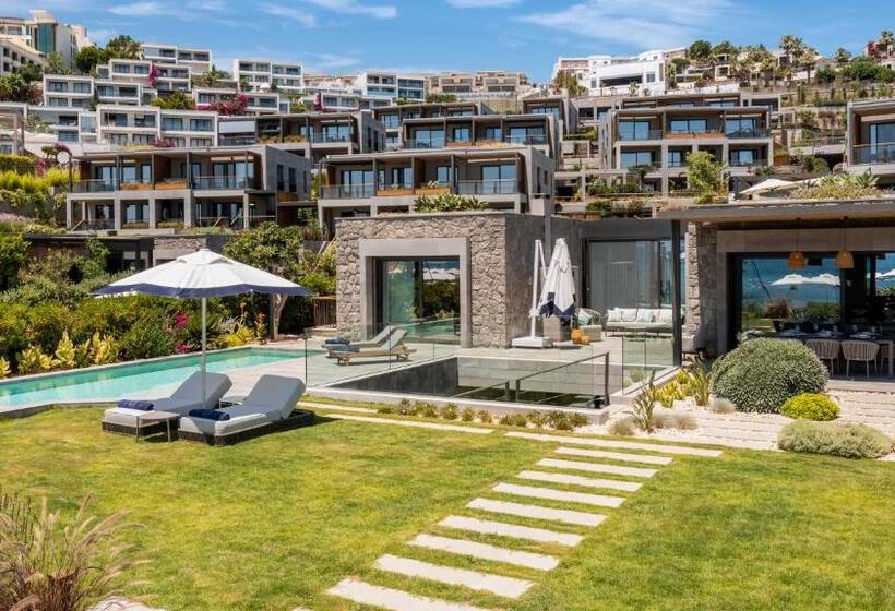 Вилла с 1 спальней и бассейном, Kaya Palazzo Resort & Residences Le Chic Bodrum