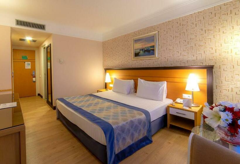 اتاق استاندارد یک تخته با چشم‌انداز دریا, Porto Bello Hotel Resort & Spa