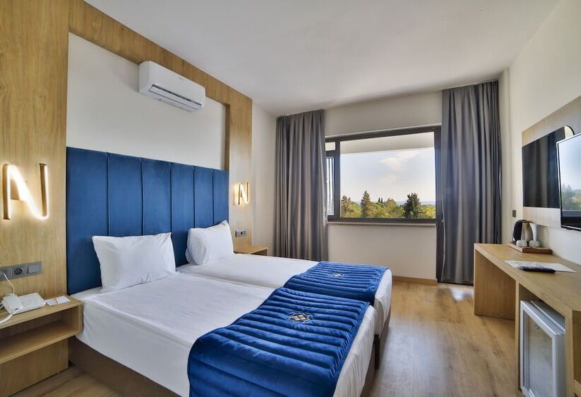 Camera Standard Vista Mare, Nashira City Resort