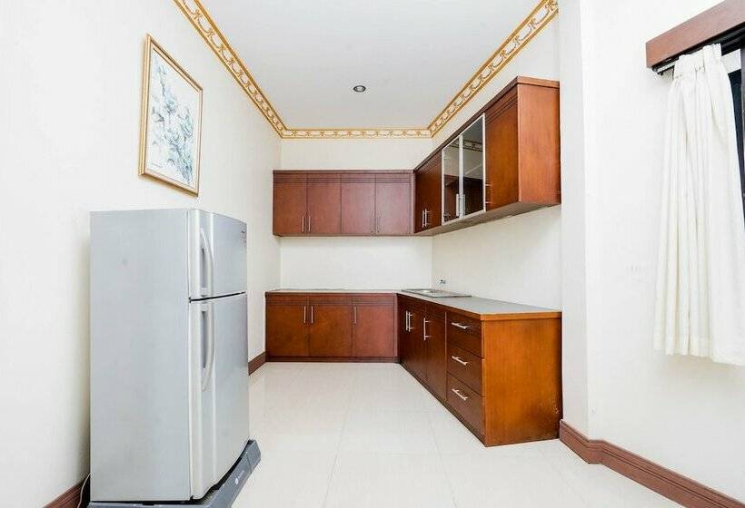 Номер Deluxe, Reddoorz Near Universitas Maranatha Bandung