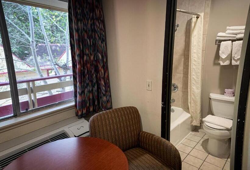Номер Стандарт, Ventura Grand Inn