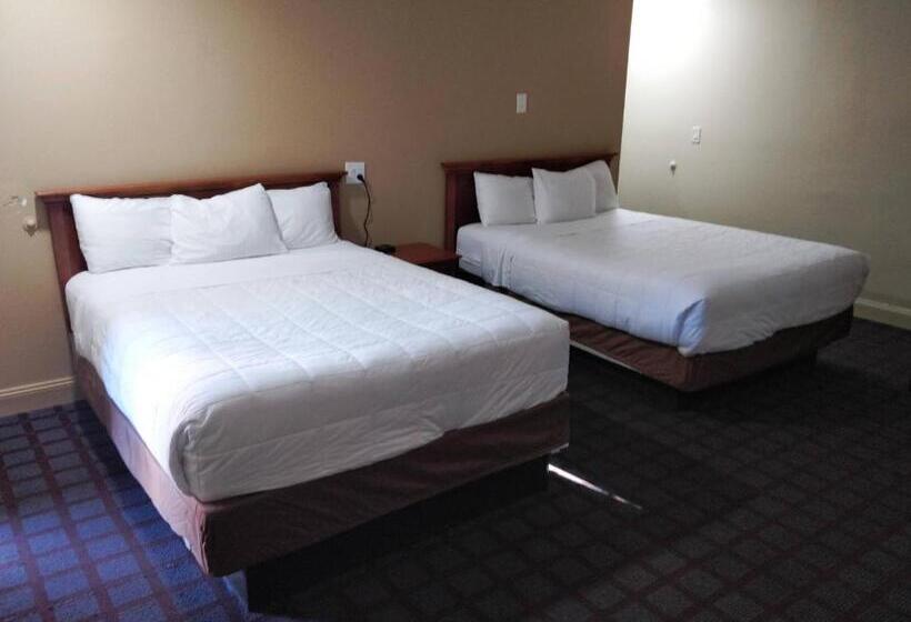 Семейный Номер Вид на Горы, Ventura Grand Inn
