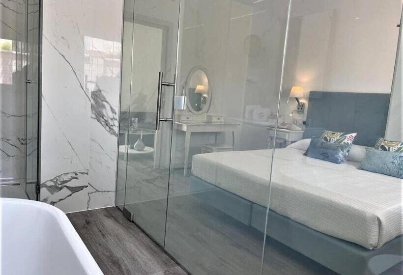 سوییت جونیور, Malaga Picasso
