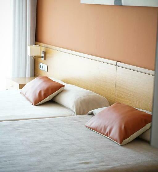Номер Стандарт, Ohtels Les Oliveres