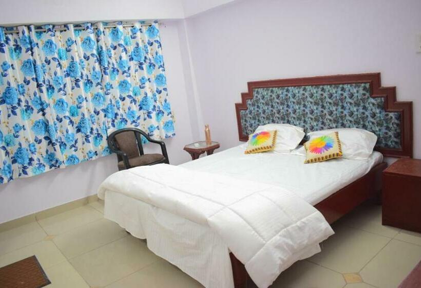 اتاق لوکس, Backpackers Villa