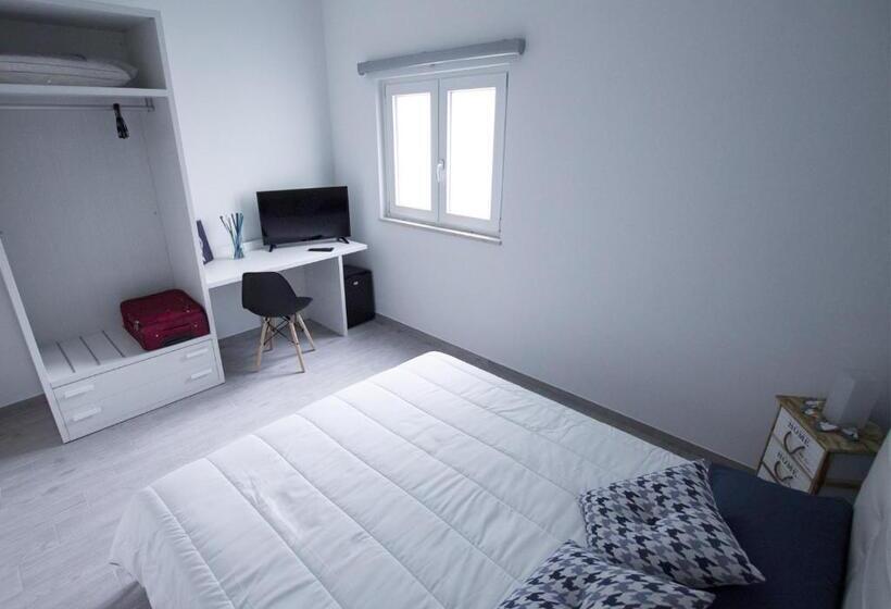 家庭套房, B&b Alto Salento   Pool And Sun