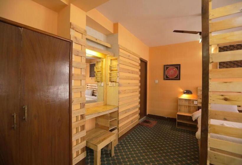اتاق لوکس خانوادگی, Pomelo House Inn