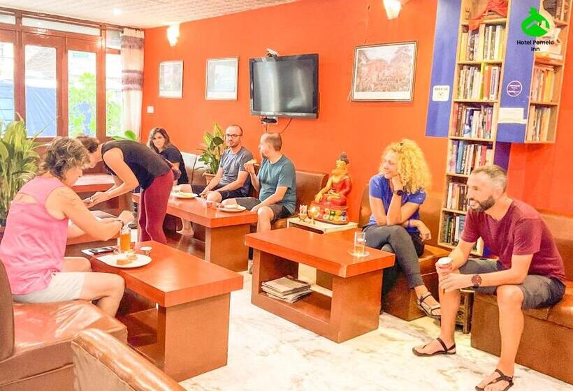 اتاق استاندارد با سرویس بهداشتی مشترک, Pomelo House Inn
