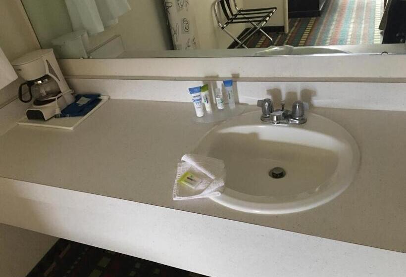 Номер Deluxe Кровать Кинг, Budget Inn Laramie