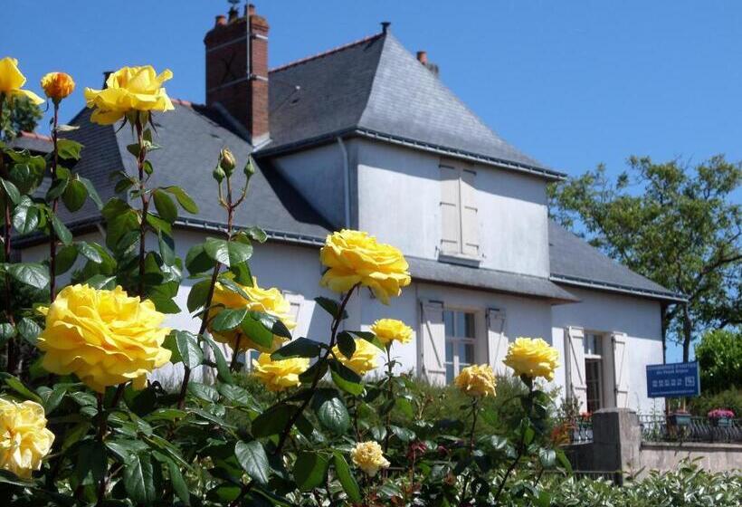 Семейный Номер, Chambres D'hotes Du Haut Anjou