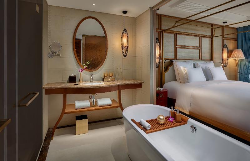 اتاق لوکس با تخت بزرگ, Grand Mercure Hanoi