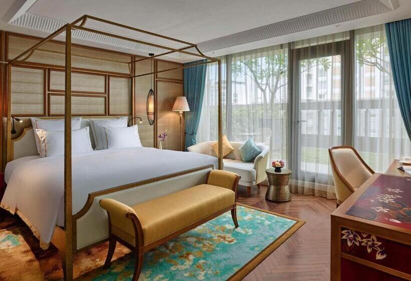 اتاق اجرایی با تخت بزرگ, Grand Mercure Hanoi