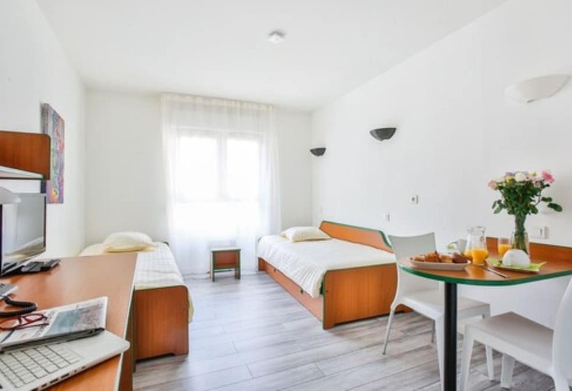 استودیوی استاندارد, Hôtel Et Résidence Les Lauréades Clermont Ferrand Centre Jaude