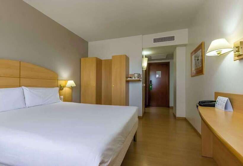 스탠다드 룸, Travelodge Madrid Alcalá De Henares