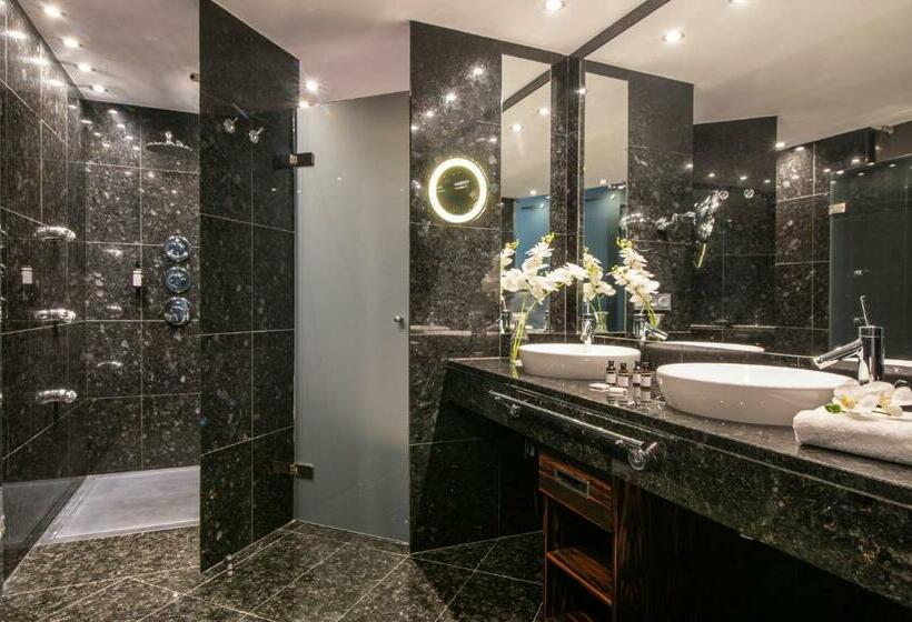 اتاق استاندارد سه نفره, Starc By Pierre & Vacances Premium