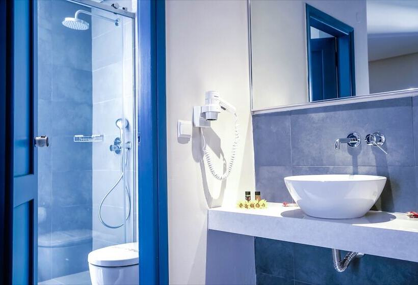 جناح مطلّ علي البحر, Castello Village Resort