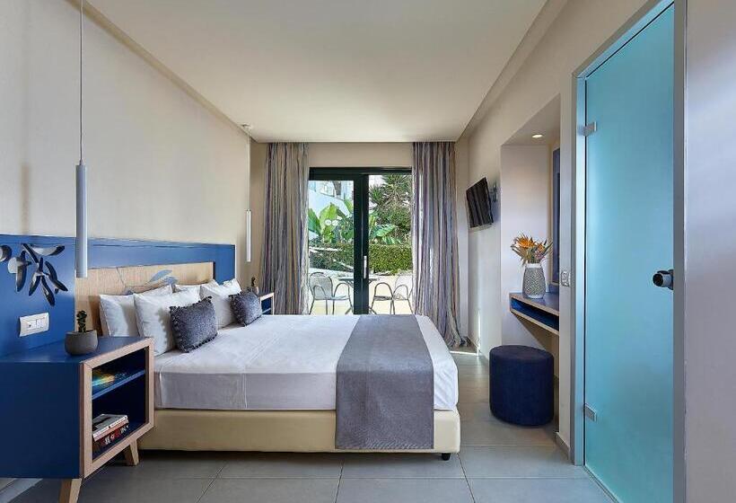 Номер Deluxe Вид на Море, Castello Village Resort