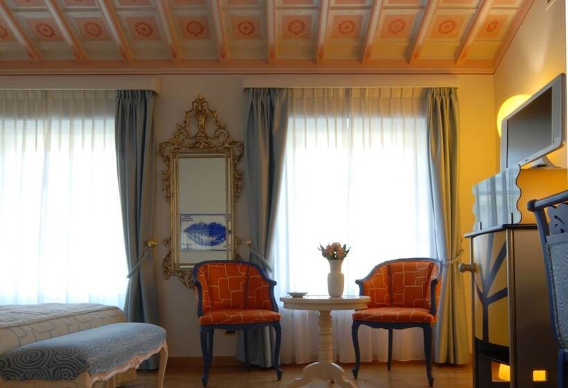 수피리어 룸, Byblos Art Hotel Villa Amistà