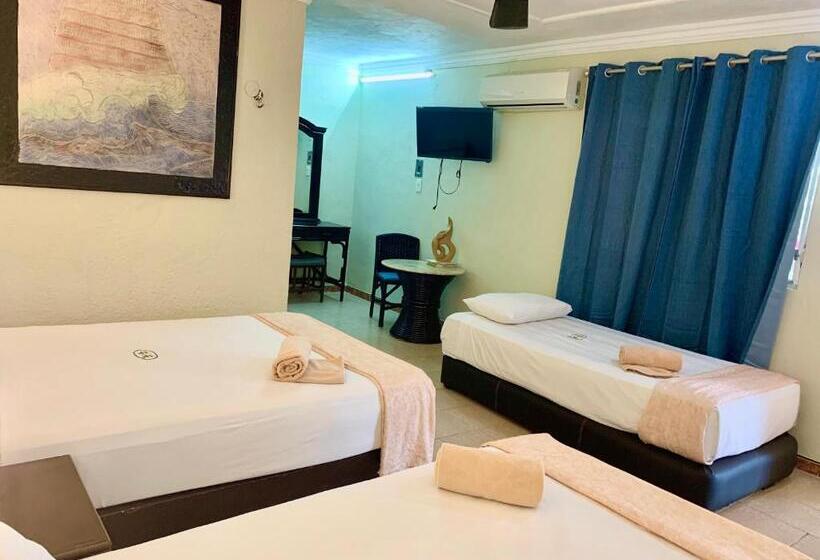 Economy Triple Room, Eco Hotel Green River