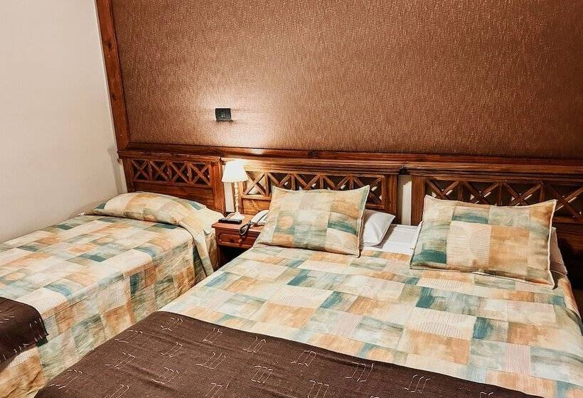 اتاق استاندارد سه نفره, Hostería Lupama