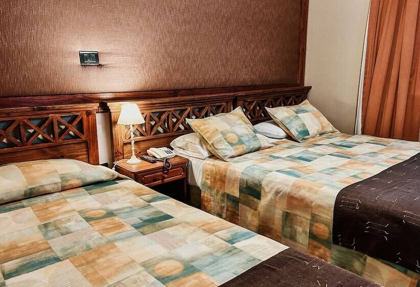 اتاق استاندارد سه نفره, Hostería Lupama