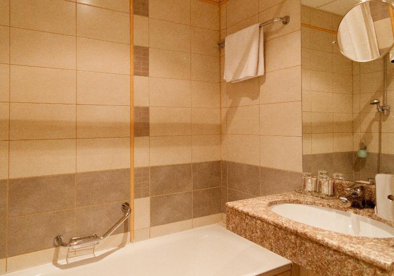 اتاق استاندارد, Monika Centrum Hotels