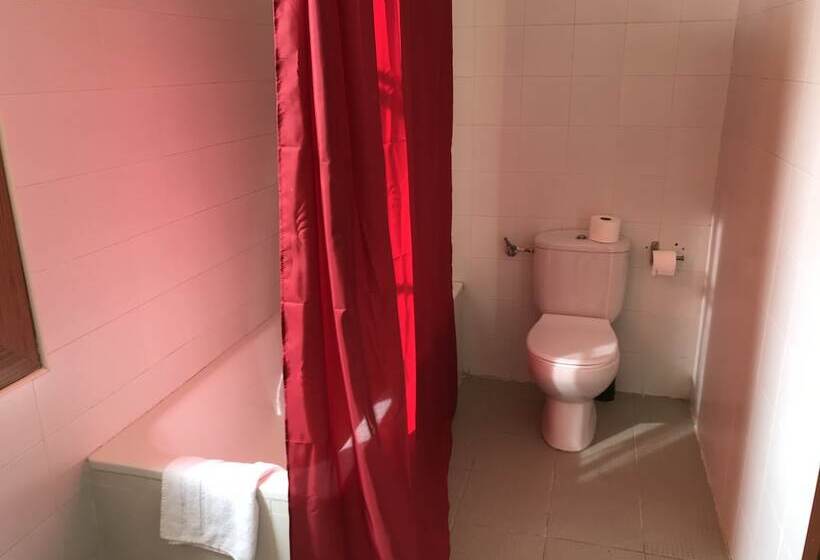 Семейный Номер, Albergue Pirenarium   Hostel