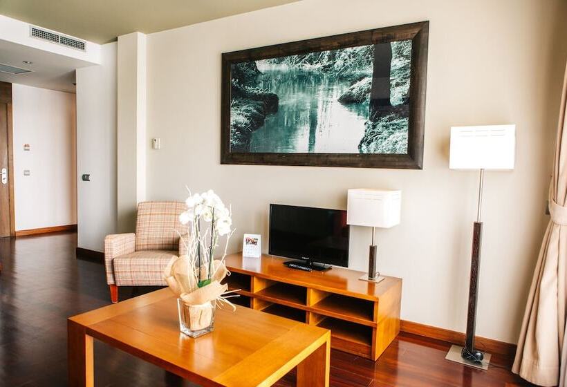 주니어 스위트, Hosteria De Torazo Nature Hotel & Spa