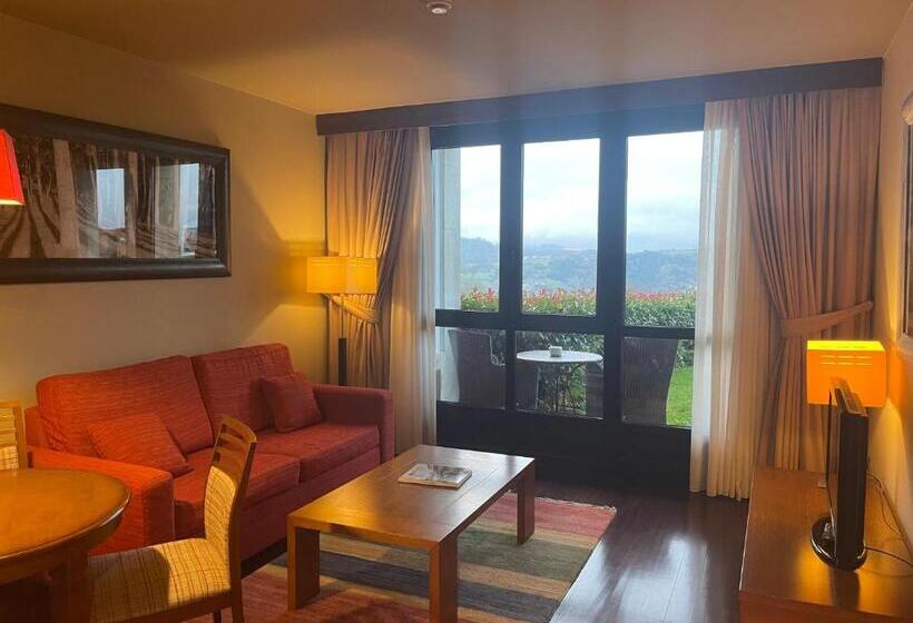 주니어 스위트, Hosteria De Torazo Nature Hotel & Spa