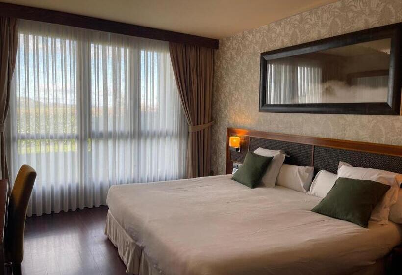 주니어 스위트, Hosteria De Torazo Nature Hotel & Spa