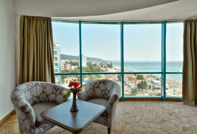Люкс, Marina Grand Beach Hotel   All Inclusive