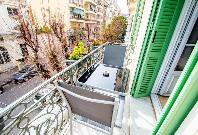 Номер Superior с Террасой, Parisien