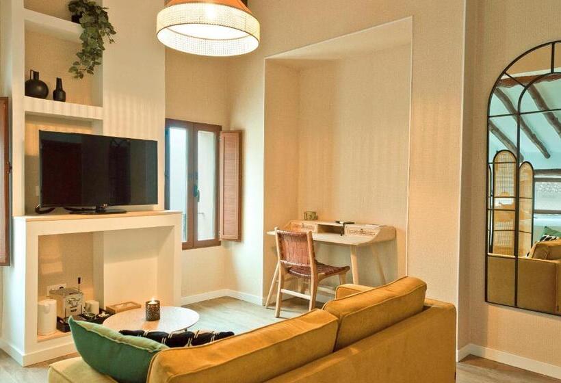 Люкс Вид на Горы, Cases Noves   Boutique Accommodation   Adults Only