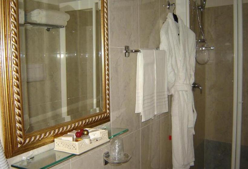 Номер Deluxe, D Angelo Palace