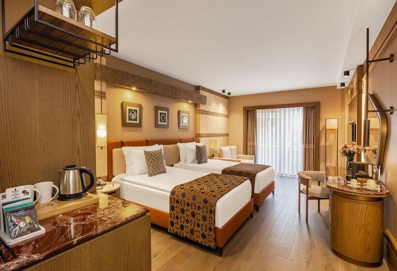 Deluxe Room Sea View, Kempinski Hotel The Dome Belek