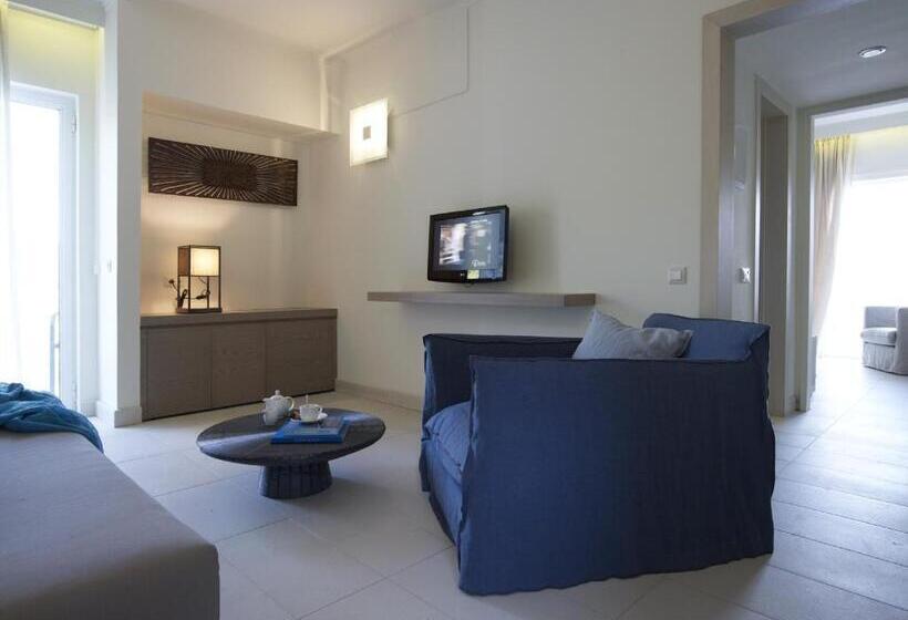 سوییت لوکس, Sirene Blue Luxury Beach Resort