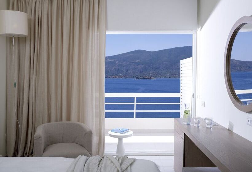 اتاق لوکس, Sirene Blue Luxury Beach Resort