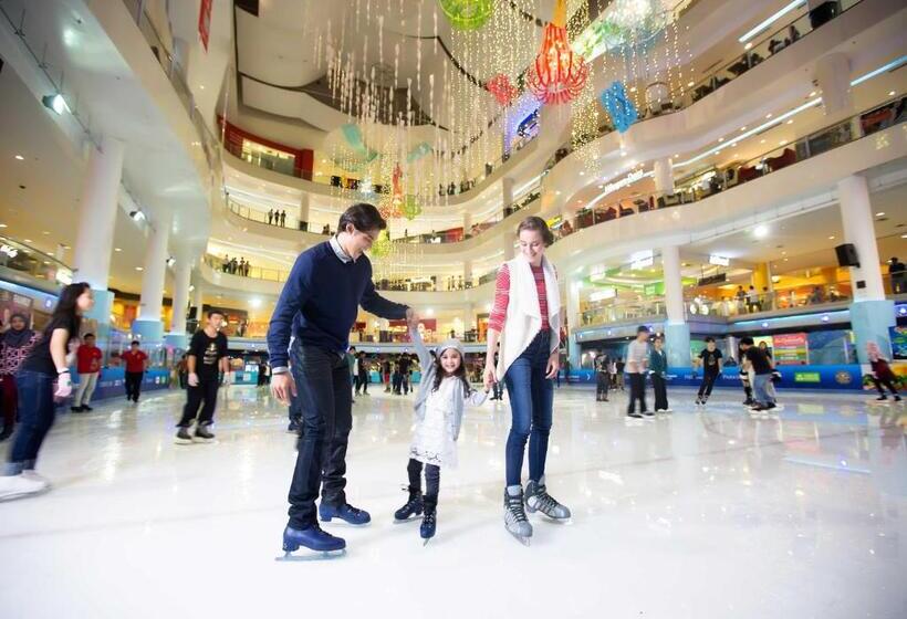 스탠다드 발코니 스튜디오, Sunway Pyramid