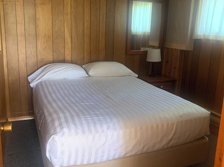 침실 2개 주택, Colonial Bay Motel And Cottages