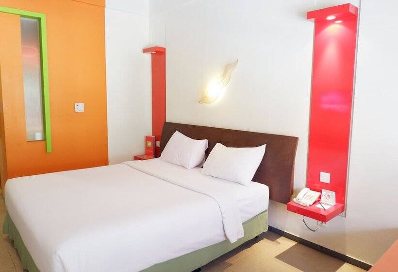 اتاق سوپریور با چشم‌انداز استخر, Ibis Styles Bali Legian