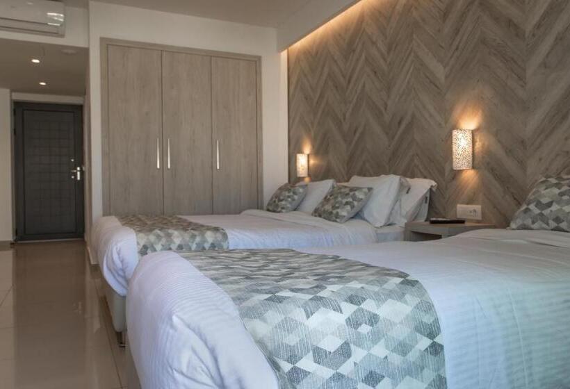 Полулюкс, Agrelli Hotel & Suites