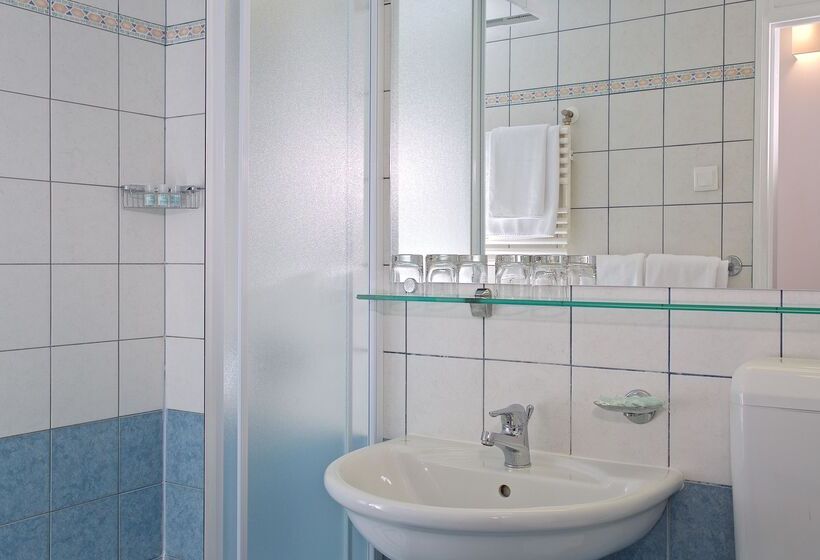 اتاق استاندارد با بالکن, Arena Hotel Holiday