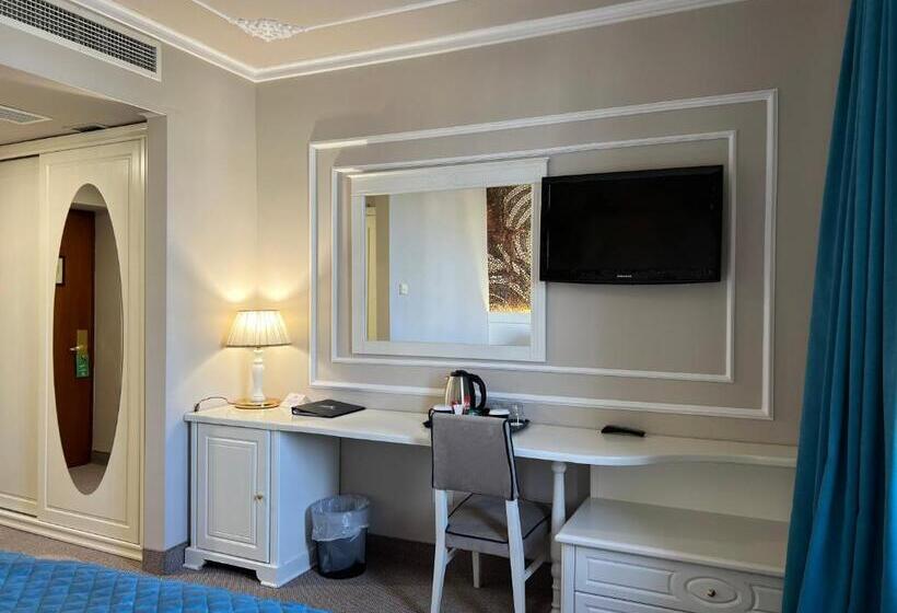 标准间带游泳池, Adriatik Hotel, Bw Premier Collection