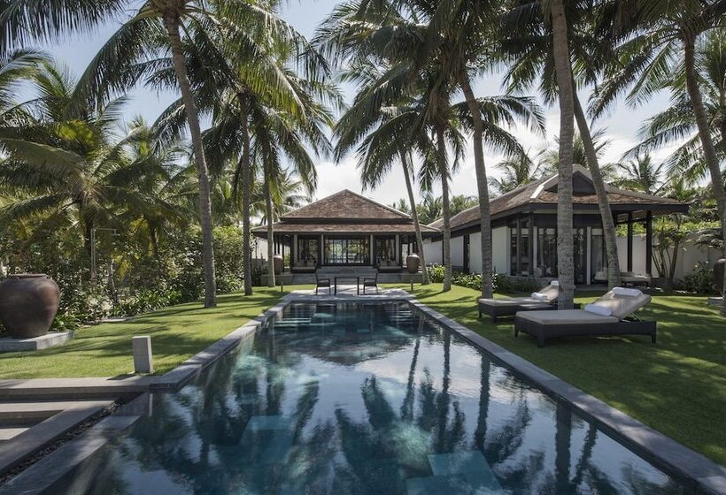 ویلای یک اتاق خوابه با استخر شنا, Four Seasons The Nam Hai, Hoi An, Vietnam