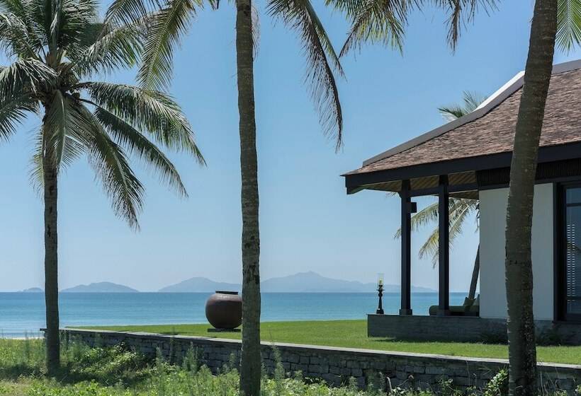 ویلای 1 خوابه, Four Seasons The Nam Hai, Hoi An, Vietnam