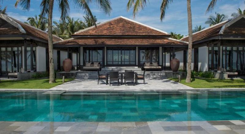 ویلای 3 خوابه با استخر, Four Seasons The Nam Hai, Hoi An, Vietnam
