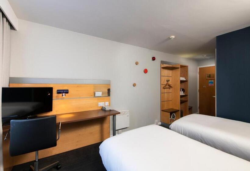 Номер Стандарт Адаптированный для Инвалидов, Holiday Inn Express Newcastle Gateshead, An Ihg