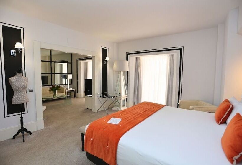 سوییت جونیور, Mariposa Hotel Malaga