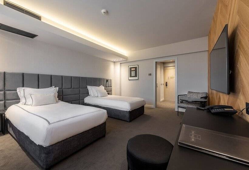 Quarto Deluxe, Vega Sofia