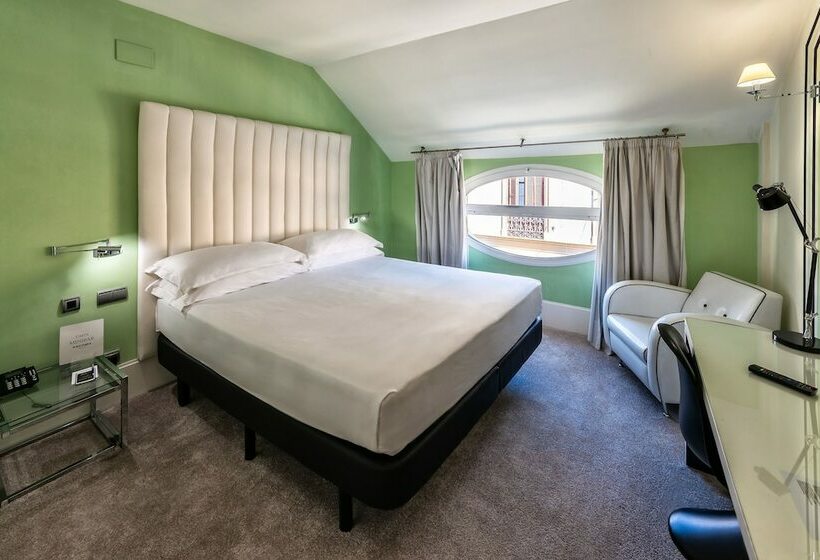 اتاق استاندارد, Mariposa Hotel Malaga